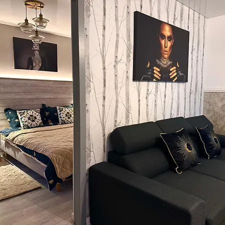 Gold - Tomis Nord Apartment Constanta