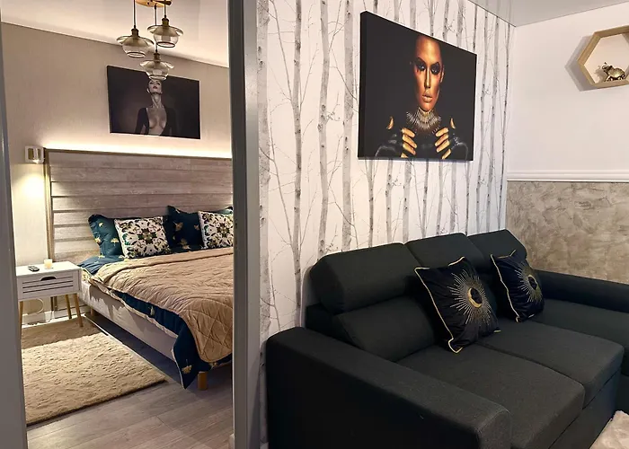 Gold - Tomis Nord Apartment Constanta