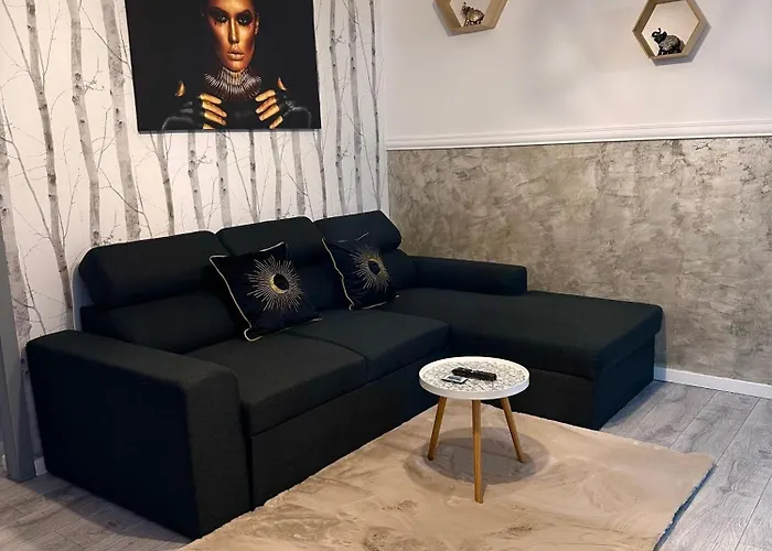 Gold - Tomis Nord Apartment Constanta