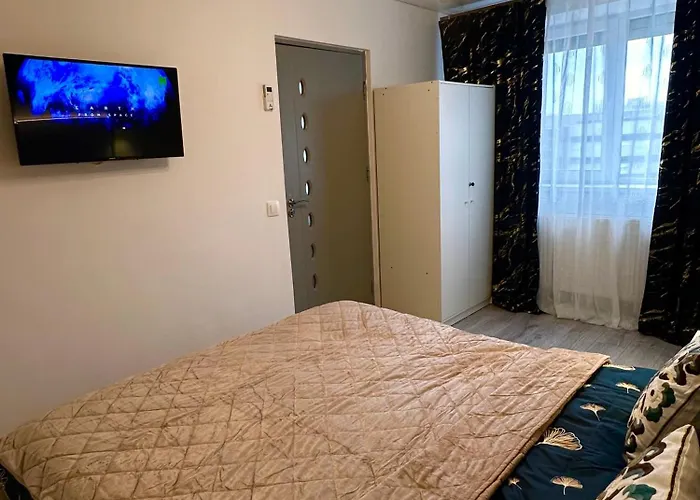 Gold - Tomis Nord Apartment Constanta